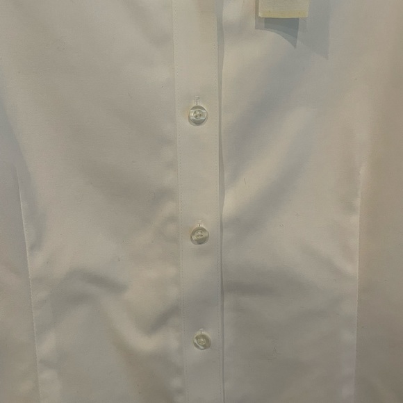 NWT Chicos white dress shirt with button details on shoulder. - Picture 5 of 6